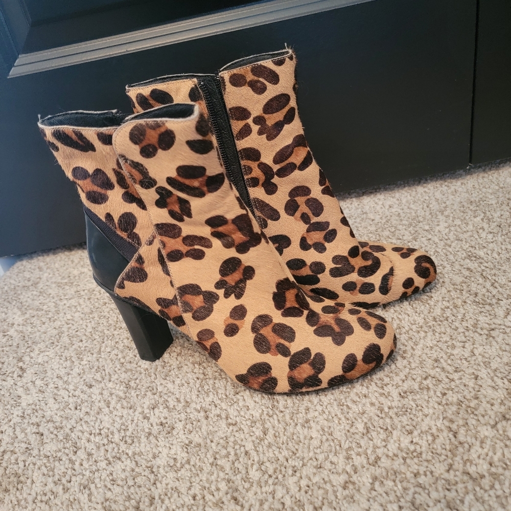 Tsubo Leopard Heeled Booties